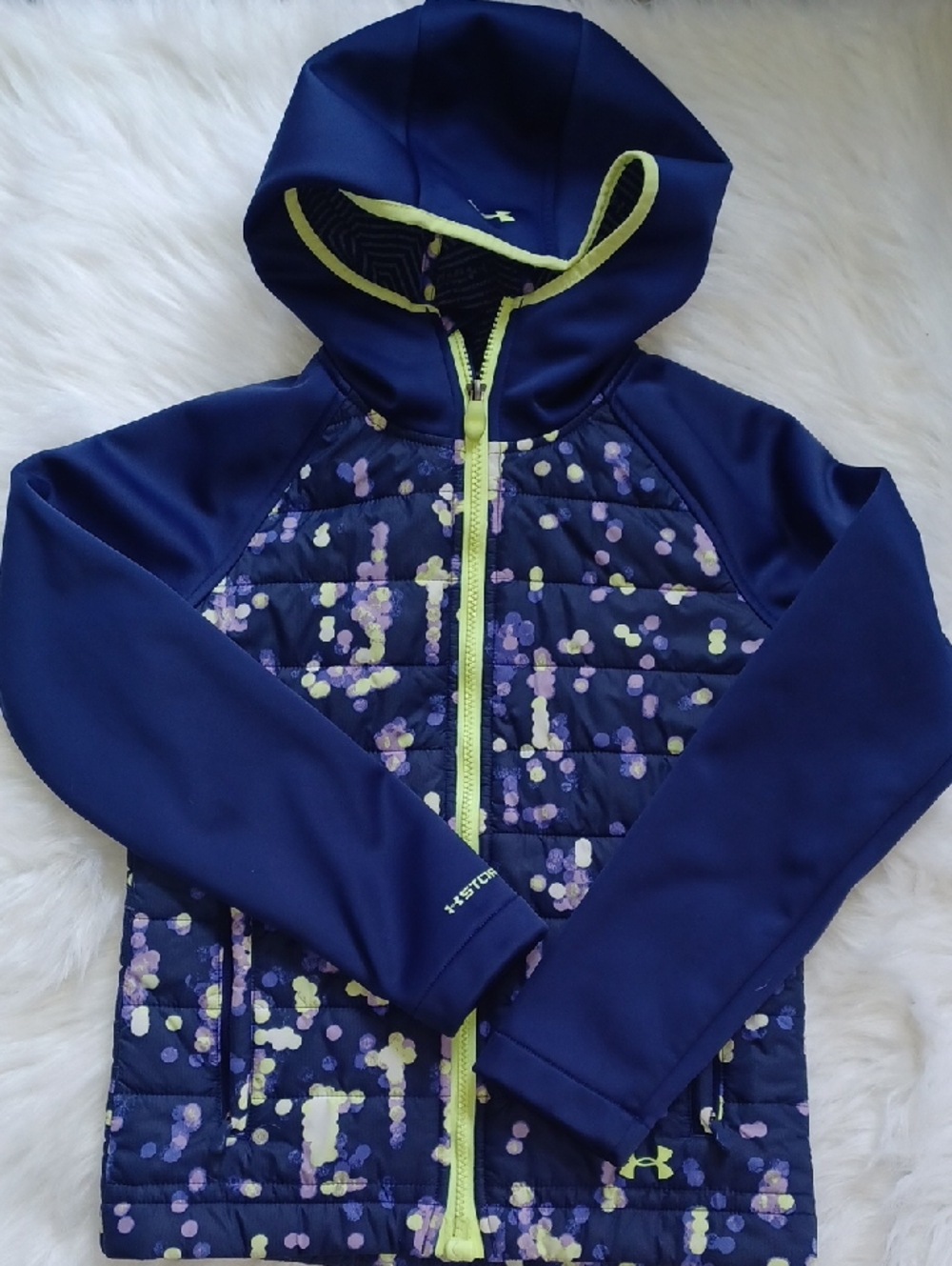 Under Armour city Lights Girls Jacket. Size Medium.